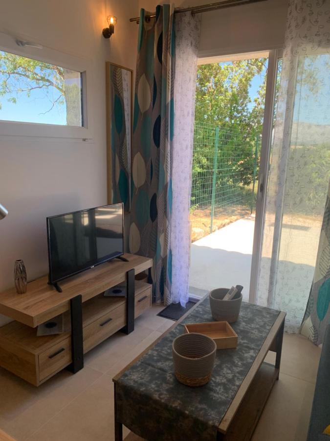 شقة Mas Gabelys Superbe Vue Sainte Victoire Jardin Terrasse Et Piscine تخي المظهر الخارجي الصورة