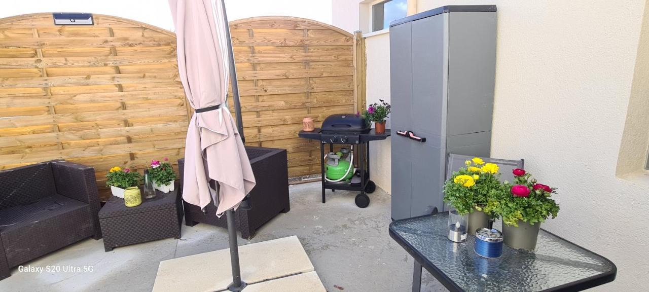 شقة Mas Gabelys Superbe Vue Sainte Victoire Jardin Terrasse Et Piscine تخي المظهر الخارجي الصورة