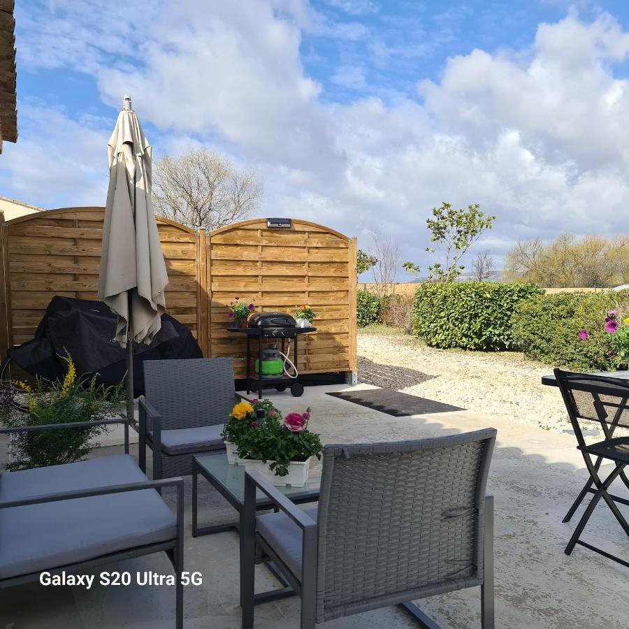 شقة Mas Gabelys Superbe Vue Sainte Victoire Jardin Terrasse Et Piscine تخي المظهر الخارجي الصورة
