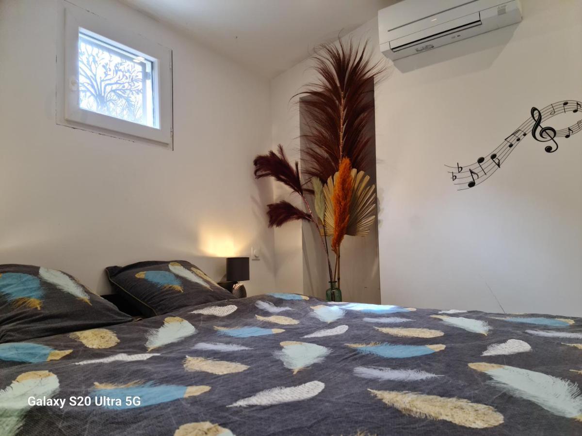 شقة Mas Gabelys Superbe Vue Sainte Victoire Jardin Terrasse Et Piscine تخي المظهر الخارجي الصورة