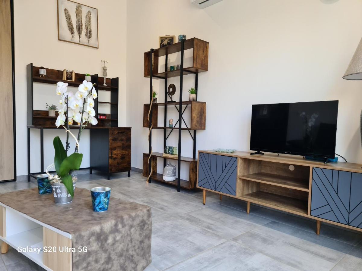 شقة Mas Gabelys Superbe Vue Sainte Victoire Jardin Terrasse Et Piscine تخي المظهر الخارجي الصورة